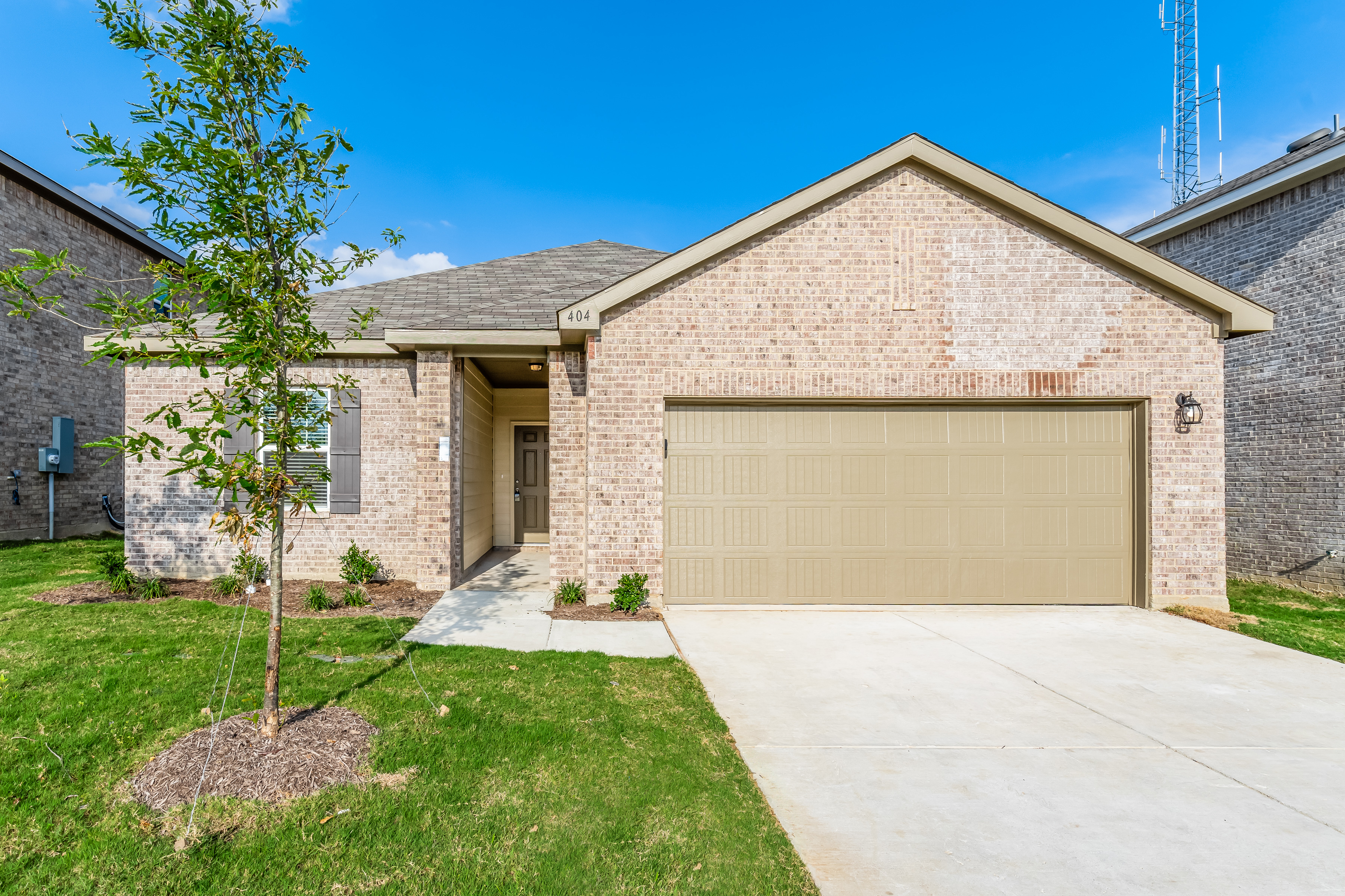 404 Canoe Way Crowley, TX 76036